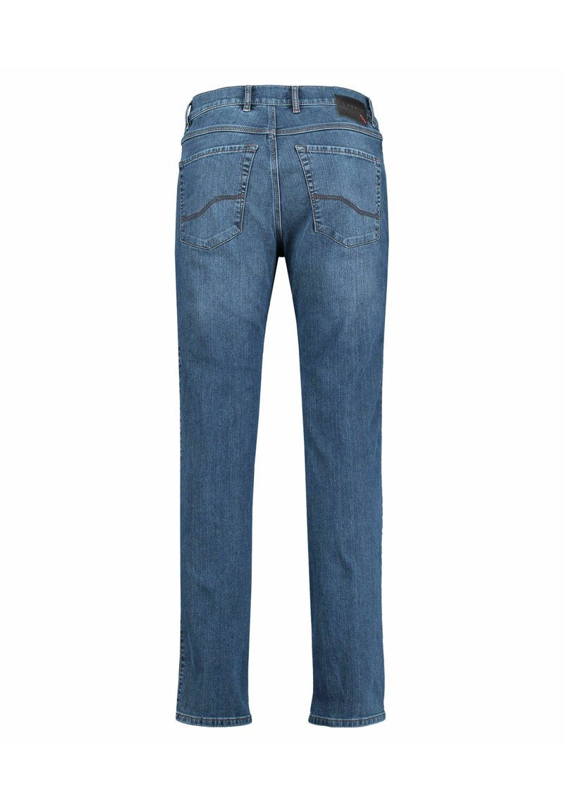 Blaue Denim-Jeans mit geradem Schnitt, ausgestattet mit zwei Gesäßtaschen, Kontrastnähten und einem Etikett am Bund. Glatte Textur und klassisches Design.