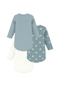 Τρία πουκάμισα με μακριά μανίκια: ένα λευκό, ένα τιρκουάζ με λευκές καρδιές και ένα τιρκουάζ με μπλε ρίγες. Μαλακό ύφασμα με στρογγυλεμένα τελειώματα.