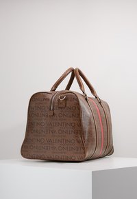 Valentino Bags JORAH - Weekendveske - brown