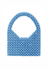 Borsa a mano in perline blu con manico arrotondato, realizzata con piccole perline lucide in un pattern uniforme. Design con apertura superiore; nessun chiusura visibile.