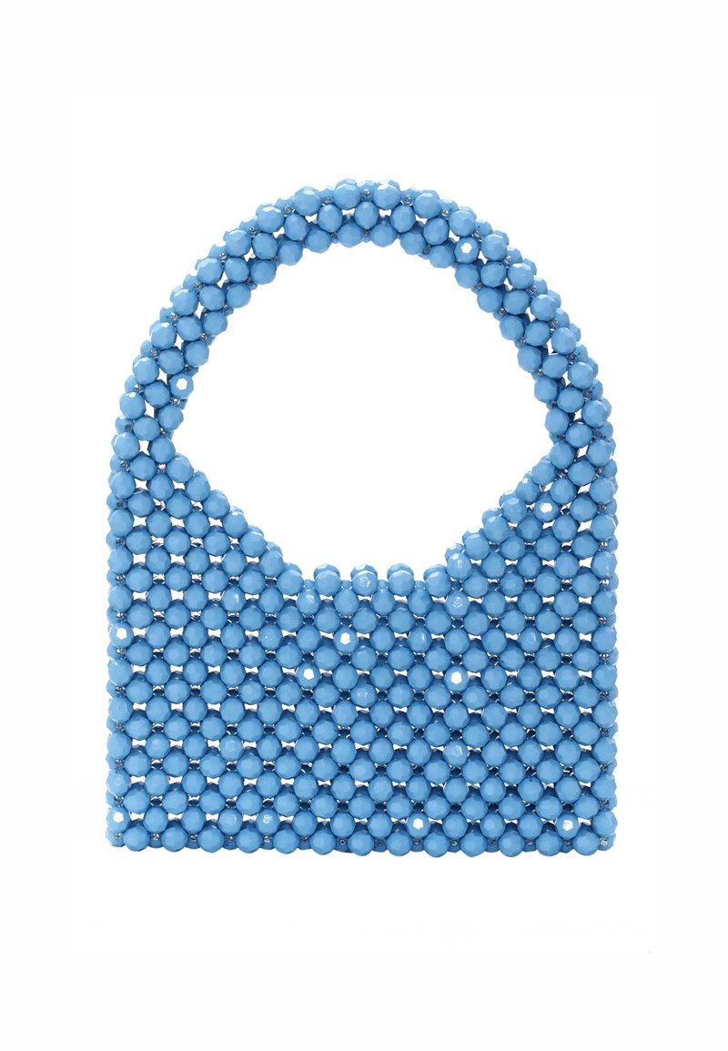 Borsa a mano in perline blu con manico arrotondato, realizzata con piccole perline lucide in un pattern uniforme. Design con apertura superiore; nessun chiusura visibile.