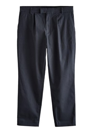Zwarte broek met rechte pijpen, riemlussen, voorplooien, zijzakken en een verborgen rits aan de voorkant.