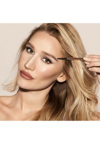 Charlotte Tilbury BROW CHEAT - REFILL - Crayon sourciles - soft brown