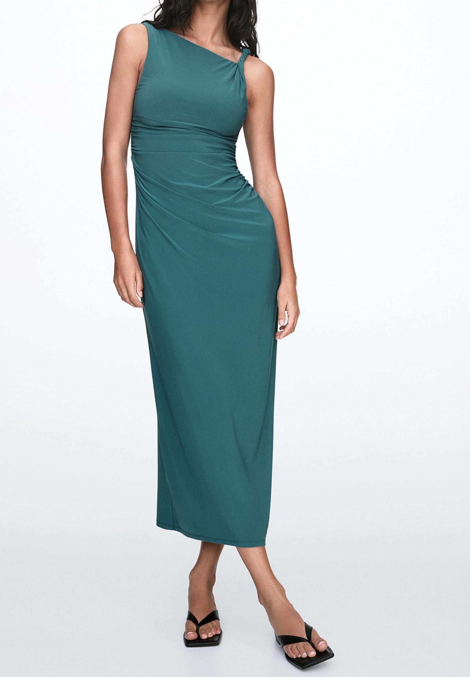 green emerald velvet dress PULL&amp;BEAR. Green Gathered Dress T.xs  Hibuy market