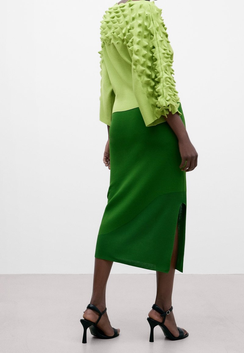 slim fit dress slacks ADOLFO DOMINGUEZ. Green chiffon wrap dress with print. Size 38 – Hibuy  market main image 0