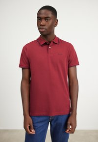 GANT Polo marškinėliai - plumped red