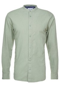 Hellgrünes Langarmhemd mit Stehkragen, Knopfleiste vorne und strukturierter Stoffstruktur. Verfügt über gleichmäßig verteilte Knöpfe und einen geraden Saum.