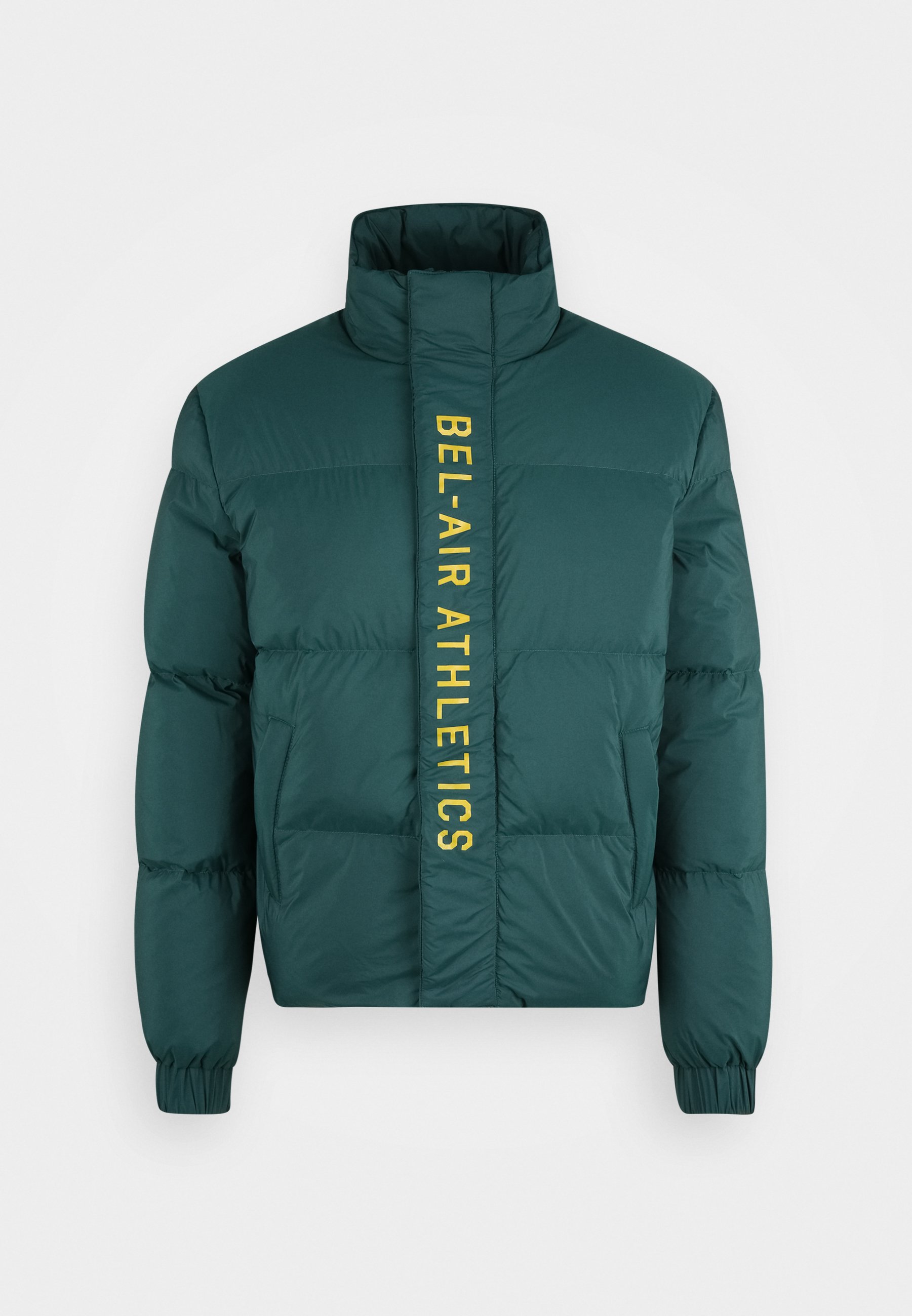 difference between blazer and suit