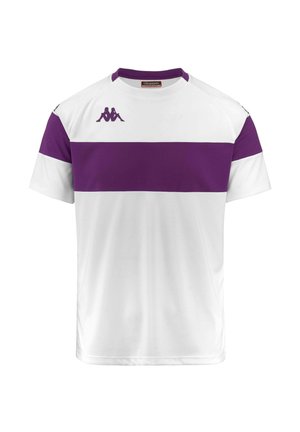Maglietta sportiva bianca con una striscia orizzontale viola sul petto, tessuto testurizzato, scollatura a girocollo e logo Kappa in alto a sinistra.