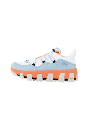 P448 MONALEA VIBRAM - Zapatillas - white tree