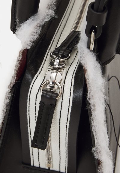 DENTRO MINI BAG - Rokassoma - black