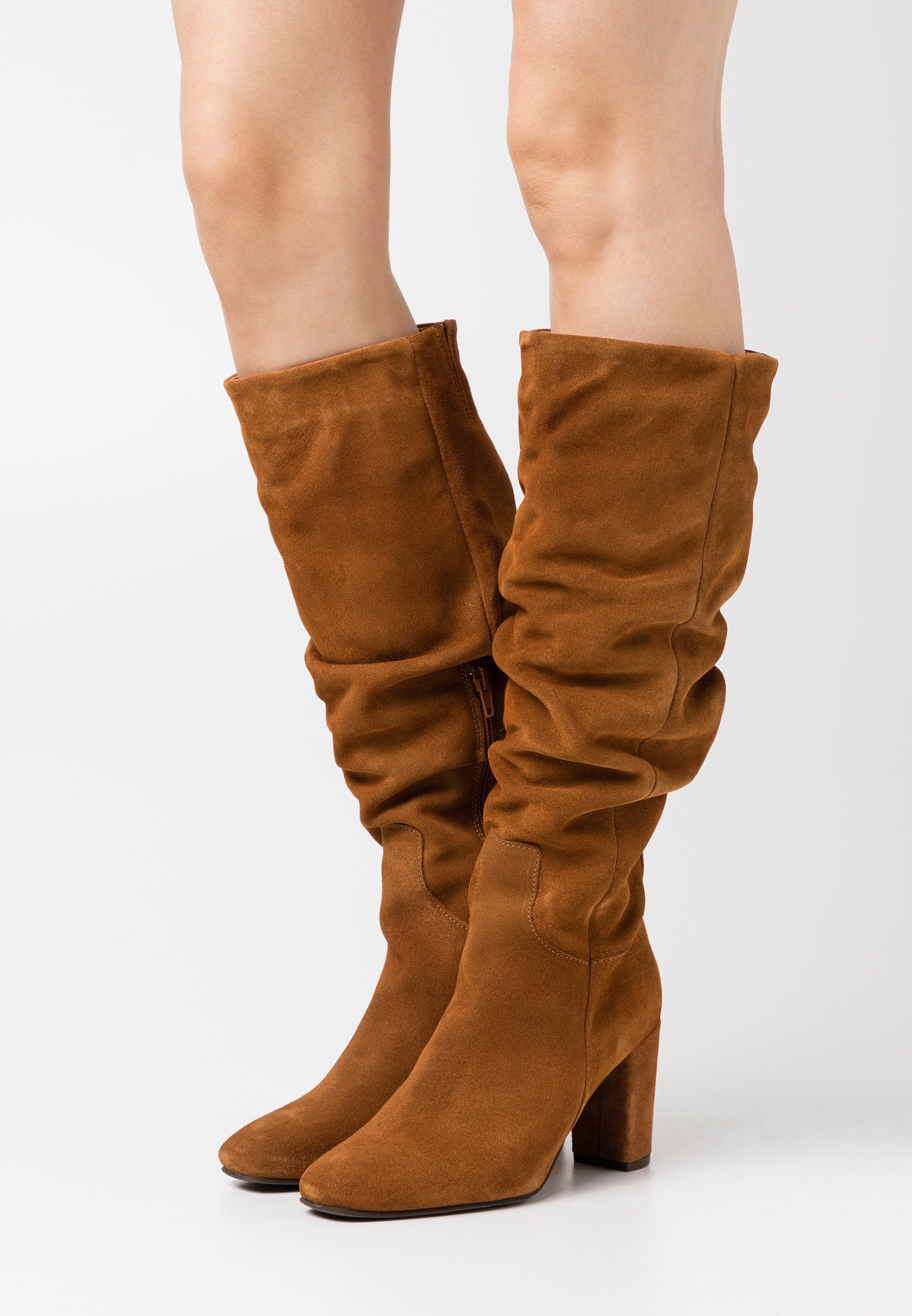 VMBIA BOOT Klassiska stövlar cognac VMBIA BOOT Klassiska stövlar cognac