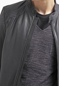 BOSS CASUAL Svetr - black