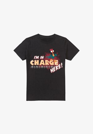 Schwarzes Baumwoll-T-Shirt mit einem bunten Cartoon-Hühnchen und dem Text "ICH HABE HIER DAS SAGEN!" in fetten, geschichteten Schriftarten und dekorativen Akzenten.