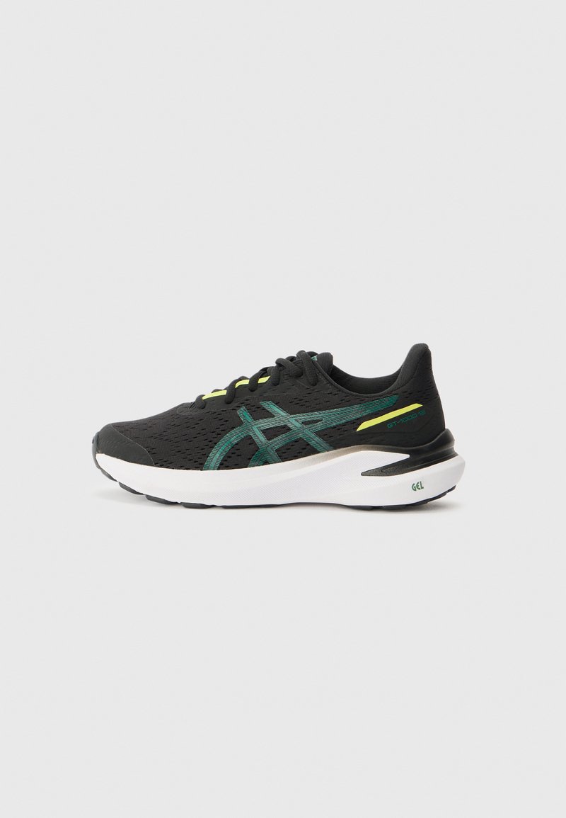 Chaussure de sport noire avec une tige en mesh et des accents teal, une semelle intermédiaire blanche rembourrée et une semelle extérieure noire. Lacets et détails du logo inclus.