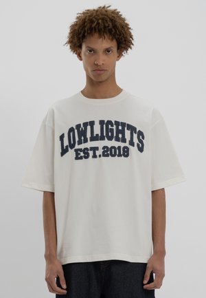 LOW LIGHTS STUDIOS® COLLEGE - T-Shirt print - ecru