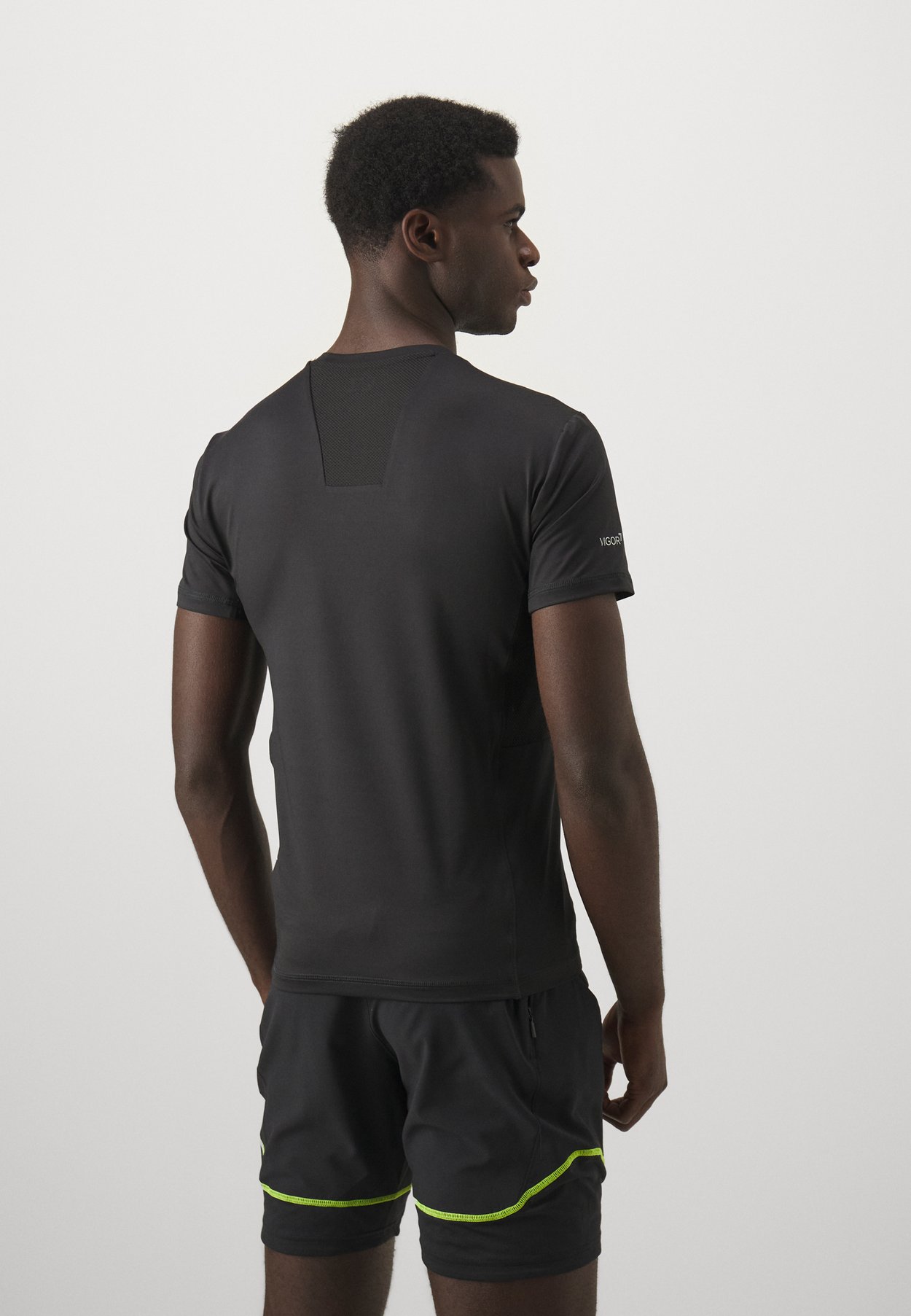 VIGOR7 TEE