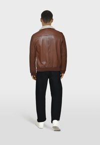 Oakwood TRADER - Læderjakker - chestnut