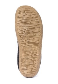 Schwarze Slipper-Sohle mit einem strukturierten Gummidesign, verziert mit einem hellbraunen Rand und geprägtem "Giesswein"-Logo in der Nähe der Ferse. Größe 40.