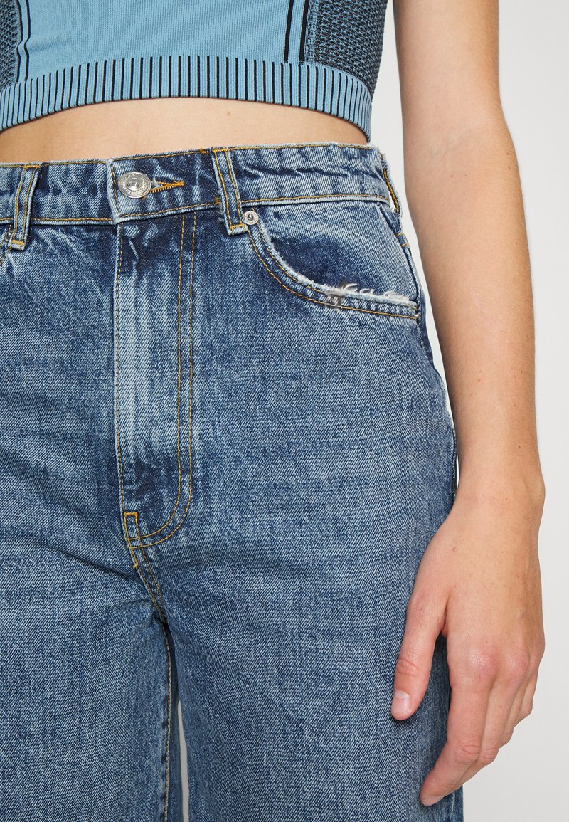 Damen Kleider | Gina Tricot IDUN WIDE Jeans Straight Leg dark sea blue/blue denim - SM30189 Damen Kleider | Gina Tricot IDUN WIDE Jeans Straight Leg dark sea blue/blue denim - SM30189