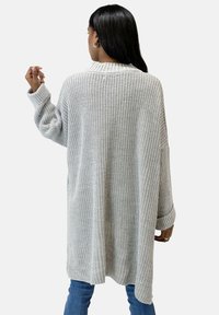 Elara Striktrøje - grau