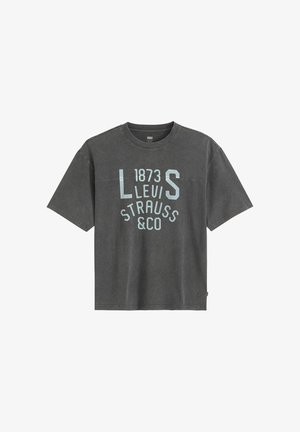 Dunkelgraues T-Shirt mit kurzen Ärmeln, auf der Brust mit "1873 Levi Strauss & Co" in großen hellblauen Buchstaben bedruckt.