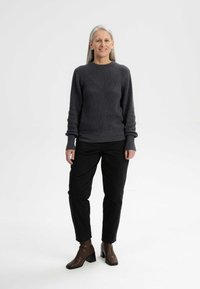 MELA GAURI - Strickpullover - anthrazit melange