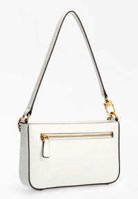 Weiße Schultertasche aus Kunstleder mit strukturiertem Krokodilmuster, horizontalem Design, goldfarbenen Beschlägen und abnehmbarem Riemen mit braunen Akzenten.