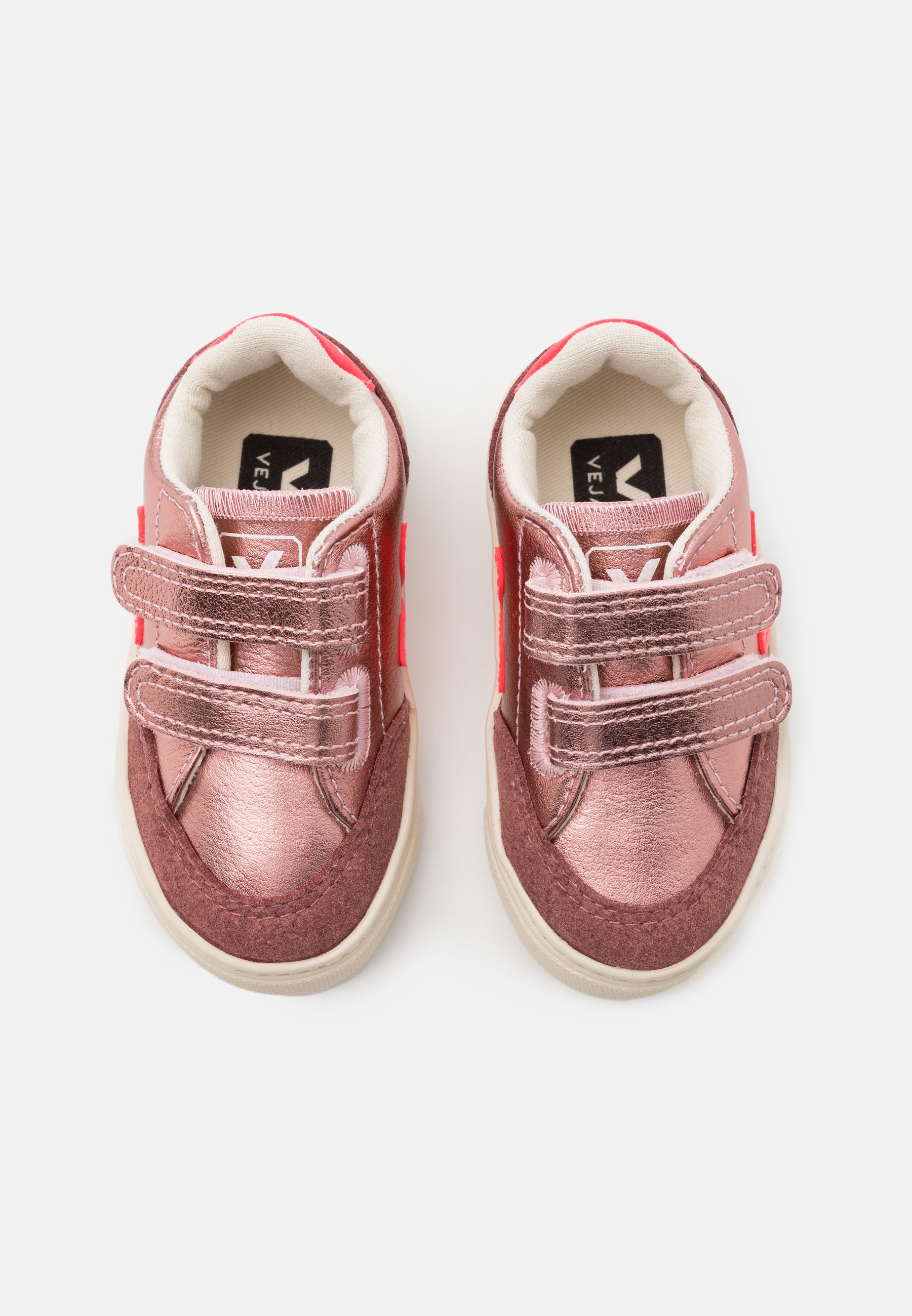 veja v12 rose