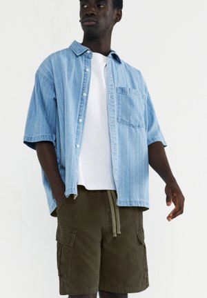 BERMUDA - Short - dark green