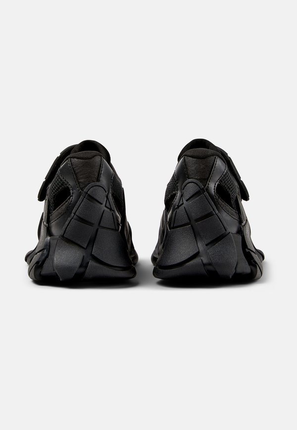 TORMENTA - Trainers - schwarz4