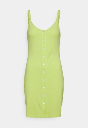 Vestido verde lima acanalado con tirantes finos y una parte delantera con botones, que presenta una forma ajustada y una textura suave.