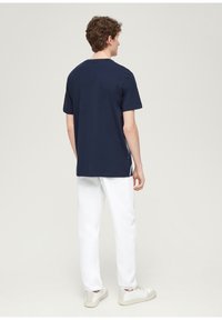 s.Oliver MIT GRAFIK - T-shirt print - navy