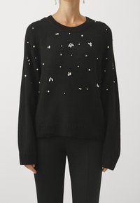 ONLY Petite Stickad tröja - black