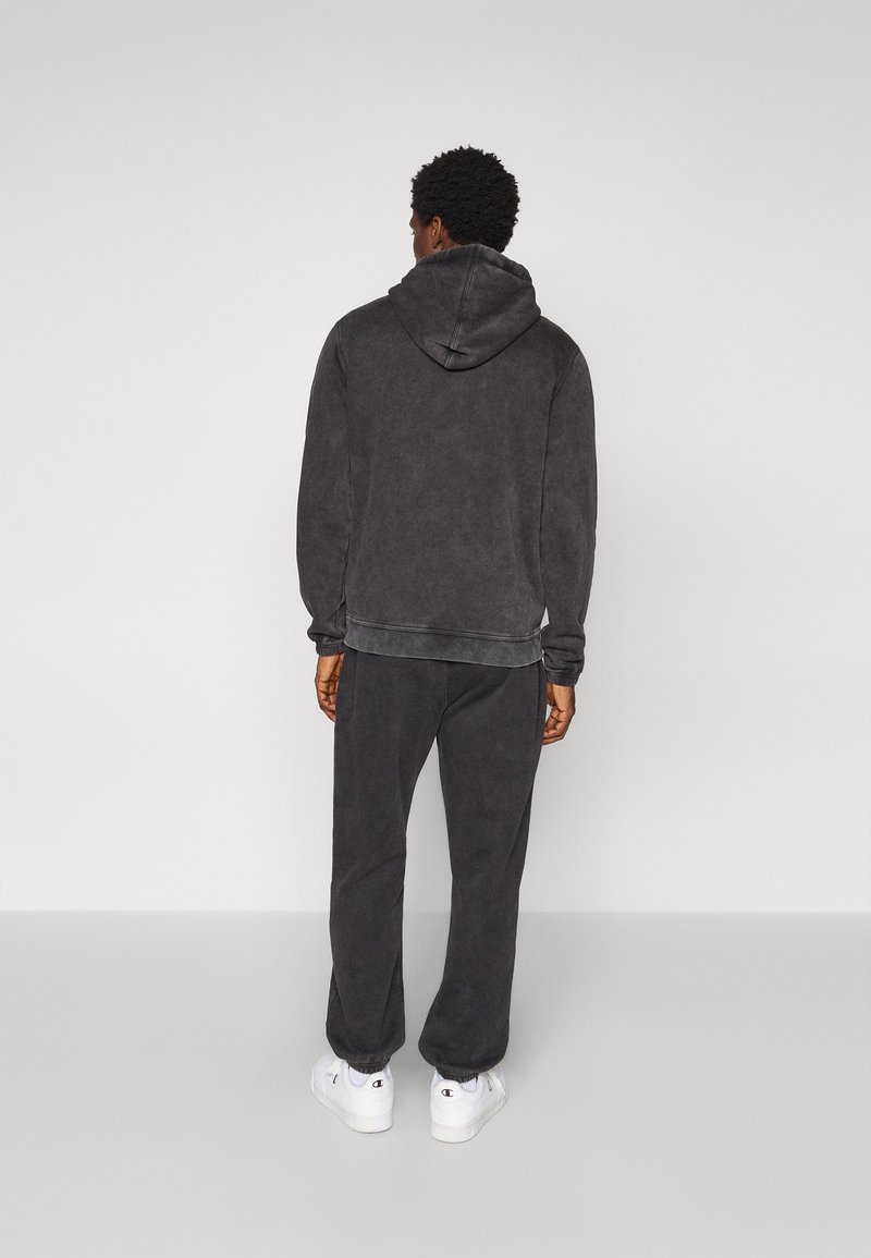 Champion ICONS CUFF PANTS - Teplákové kalhoty - black