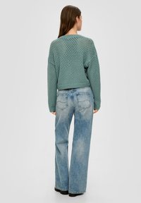 QS - Sweter