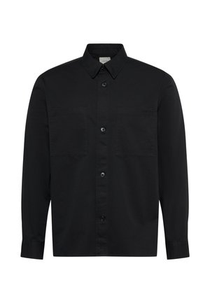 Camicia nera a maniche lunghe con bottoni, due tasche sul petto e colletto classico, mostrata su sfondo bianco semplice.