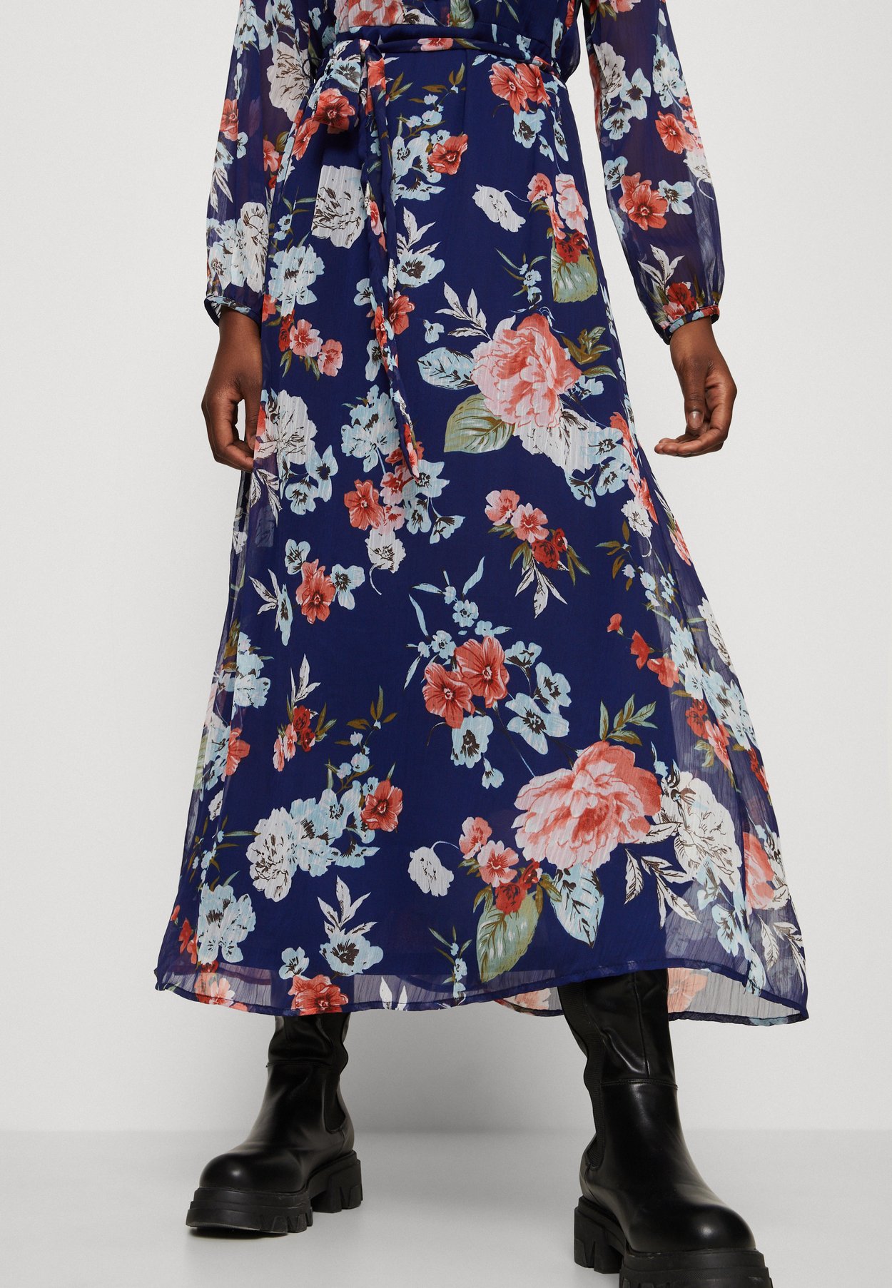 ONLSAGA V NECK BUTTON DRESS