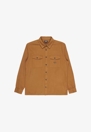 Bruine, lange mouwen shirt gemaakt van katoen, met twee voorzakken, knoopsluiting en een subtiele logo nabij het linker borstgebied.