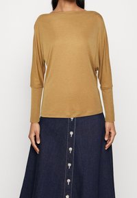 Banana Republic Långärmad tröja - tan