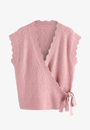 Svetlo roza pleteni brezrokavnik z ovitkom, valovitim robom in veznim zapiranjem. Ima teksturiran diamanten vzorec in rebrast rob.
