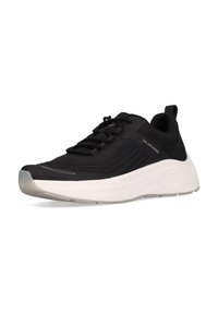Schwarzer Sportschuh mit strukturiertem Obermaterial, flachen Schnürsenkeln und dicker weißer Sohle. Verfügt über das Markenlogo und ein schlankes Design zur Unterstützung.