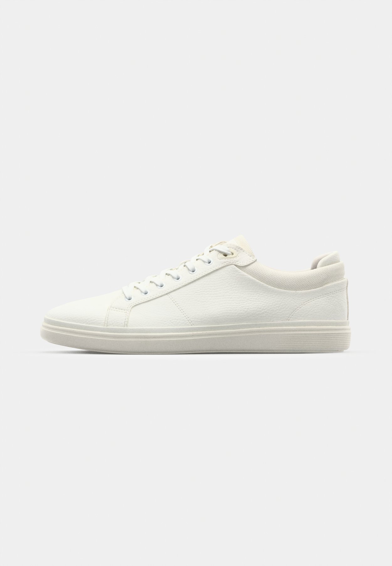 Sneaker low