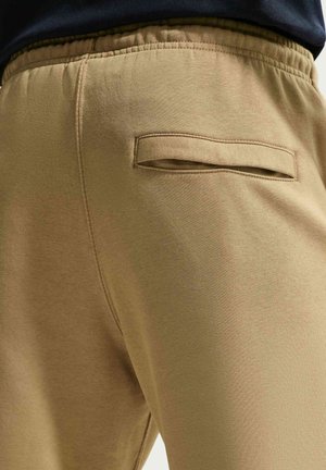 Nike Sportswear, M NK CLUB BB JOGGER - Trainingsbroek - parachute beige/parachute beige/obsidian