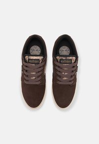 Etnies BARGE - Sapatilhas de skate - brown/tan/black