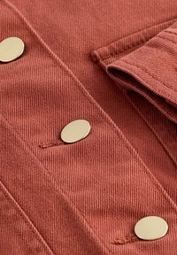 Next CROPPED UTILITY REGULAR FIT - Cowboyjakker - terracotta red