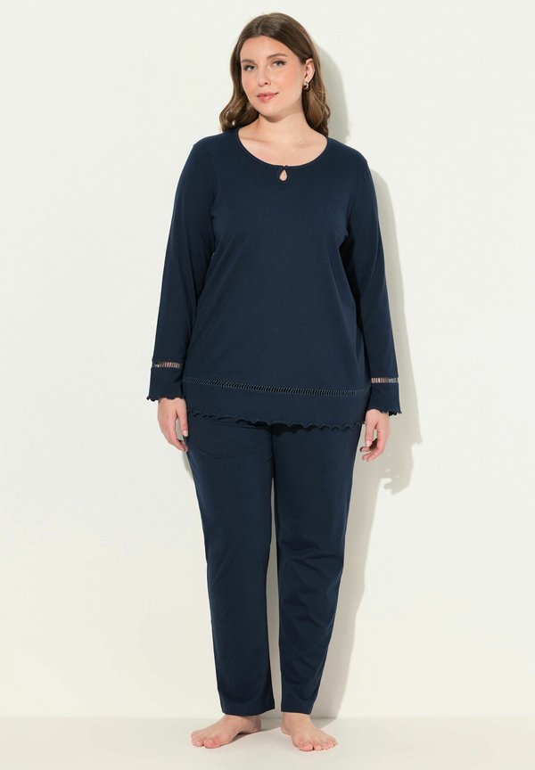 OURLET AJOURÉ LISIÈRES ONDULÉES COL ROND  - Nachtwäsche Set