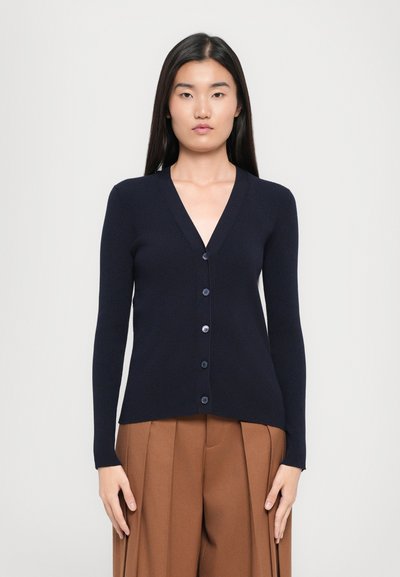 Marineblauer, gerippter Cardigan mit V-Ausschnitt, langen Ärmeln und frontaler Knopfverschluss. Verfügt über eine taillierte Silhouette und eine glatte Textur.