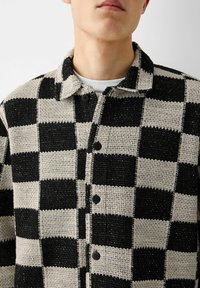 Bershka Kofta - black