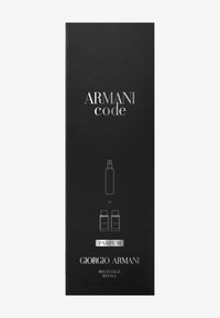 Svart låda för Armani Code-parfym, med silvertext och illustrationer, som beskriver påfyllningsalternativ och volym i fluid ounces.